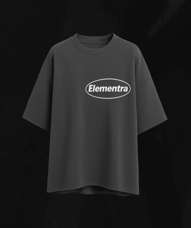 Oversized cobalt graphic tee - Image 3